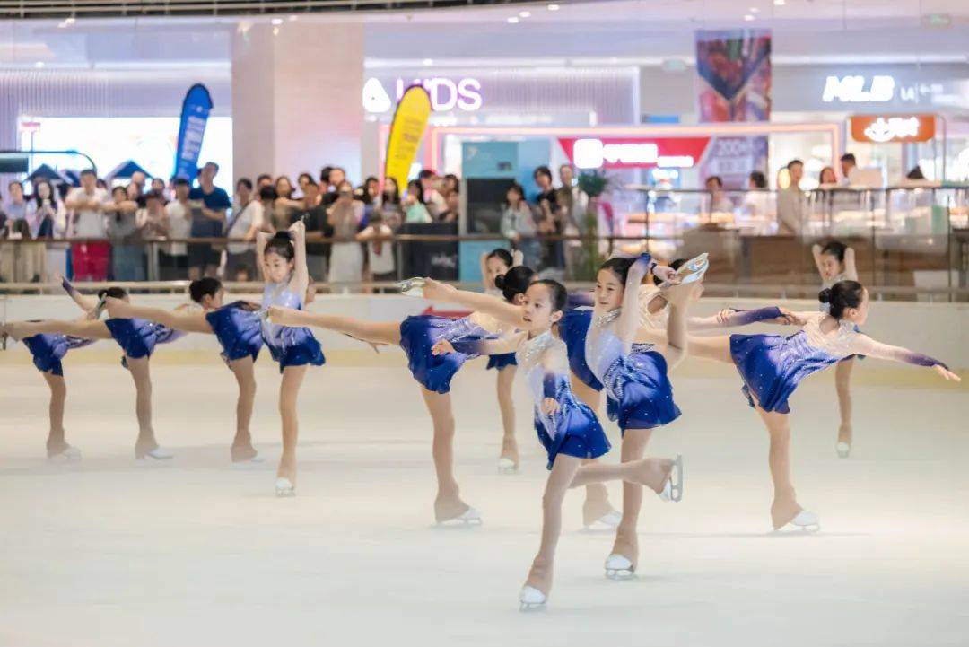 赛事预告｜欢迎报名2025青岛时尚体育消费季青岛杯时尚体育联赛花样滑冰冠军杯赛