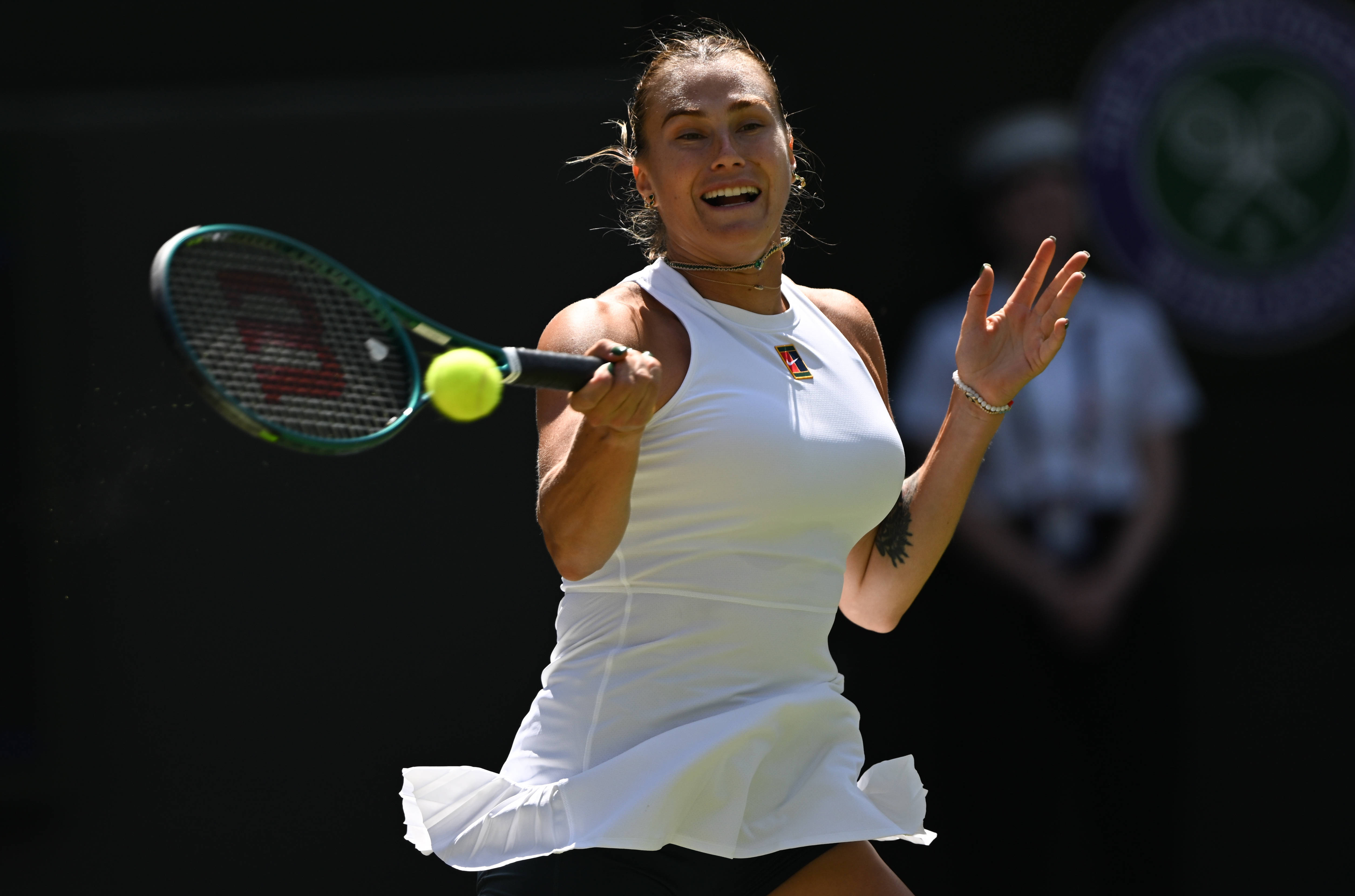 （体育）网球——温网：萨巴伦卡对阵阿尼西莫娃