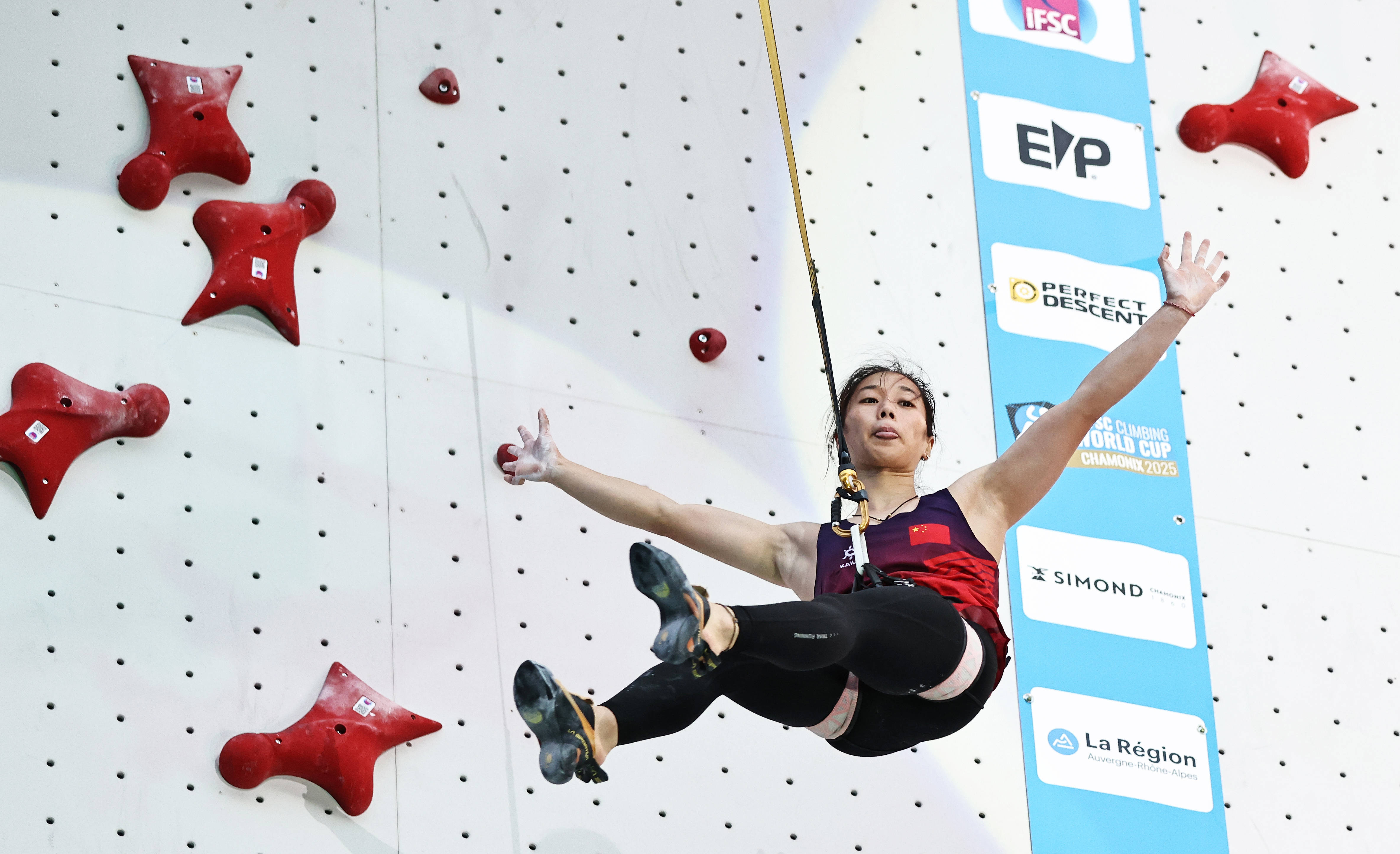 攀岩世界杯霞慕尼站丨女子速度决赛赛况