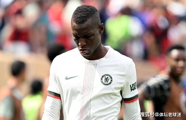迷之自信！切尔西为雅克松标出天价，蓝军锋线人满为患今夏大清洗