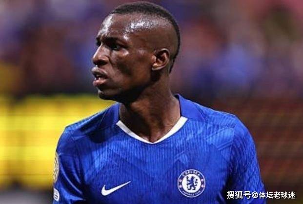 迷之自信！切尔西为雅克松标出天价，蓝军锋线人满为患今夏大清洗