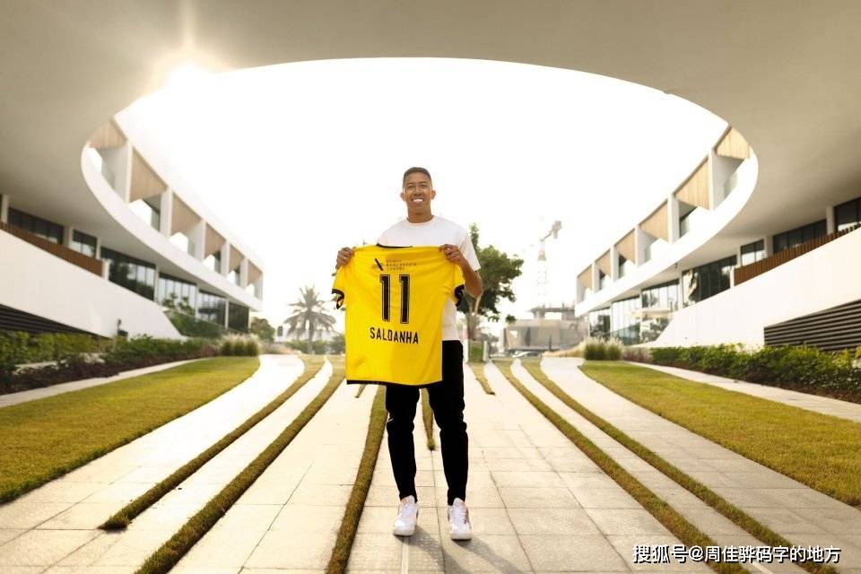 25岁中超旧将加盟迪拜祈祷,转会费500万欧元,合同签3年