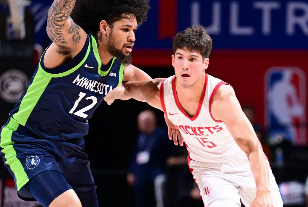 23+5，命中率36.4%，谢泼德提前结束夏联，火箭队边缘后卫借机上位