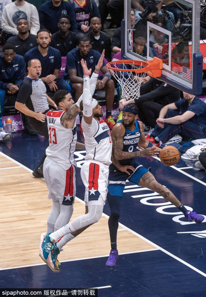 开云体育app-亚特兰大老鹰：防守双子星引领新赛季的希望与挑战