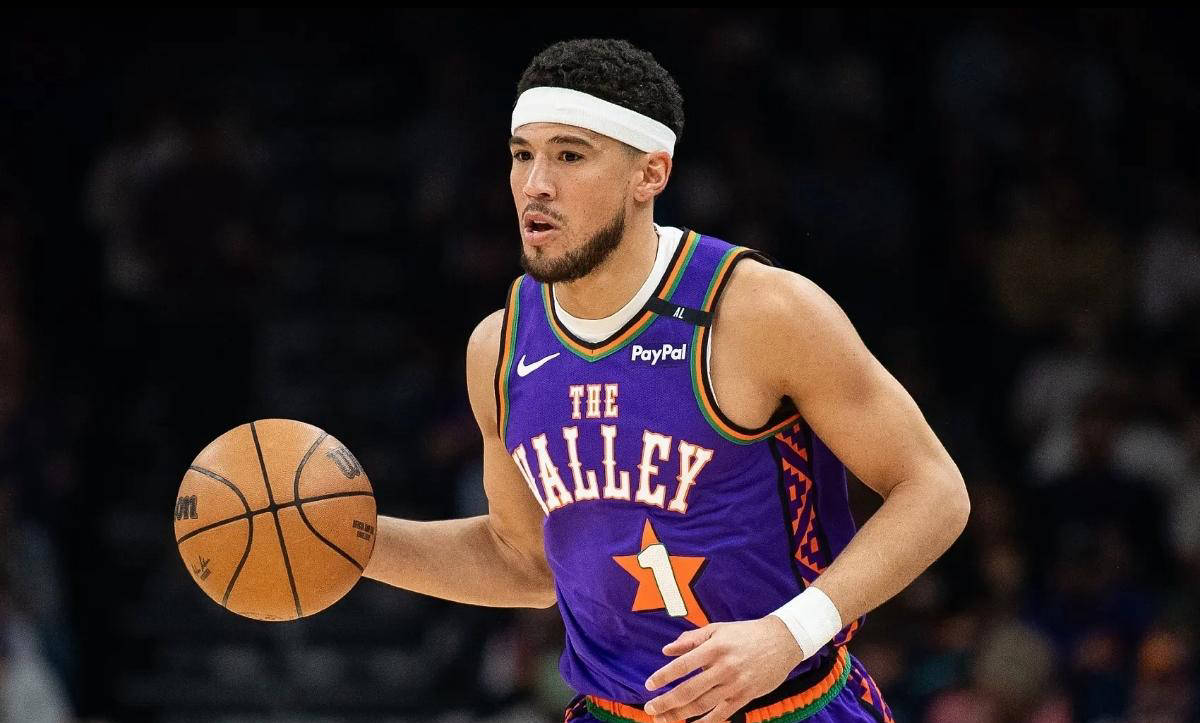 菲尼克斯太阳将顶薪续约德文·布克