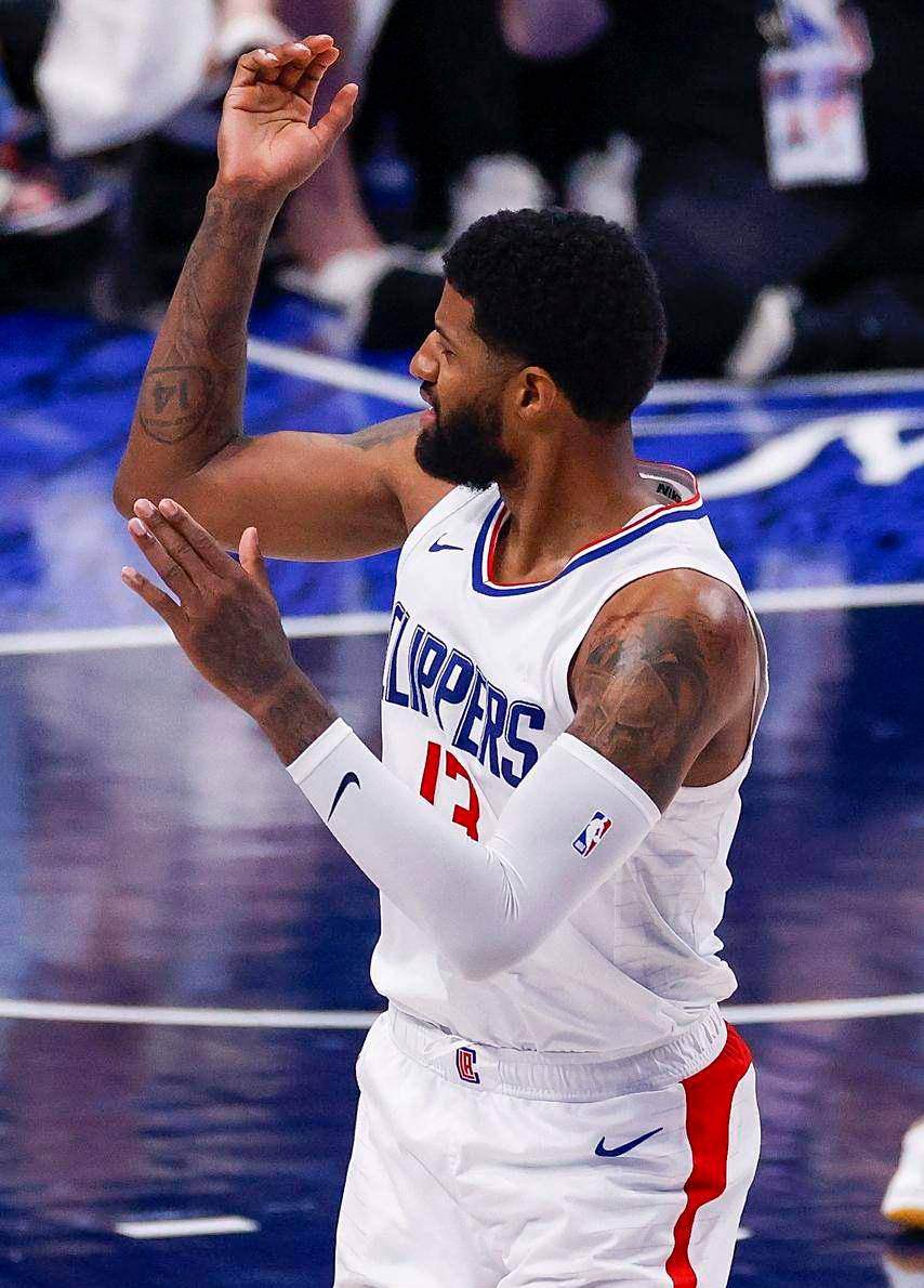 ESPN记者透露:保罗将选择加盟洛杉矶快船而非菲尼克斯太阳