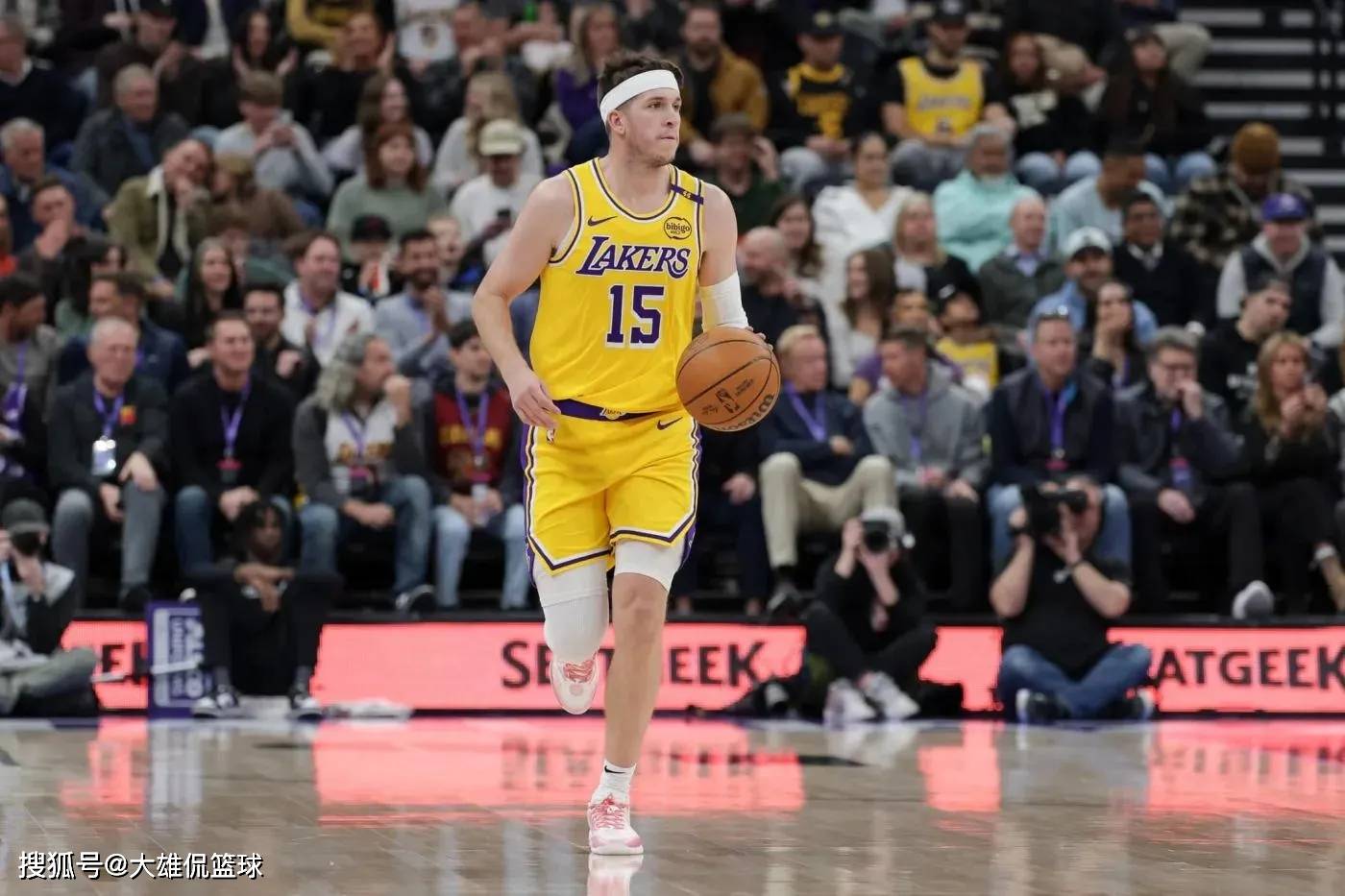 湖人盯上新奥尔良鹈鹕的年轻前锋,为老詹退役做准备吗?