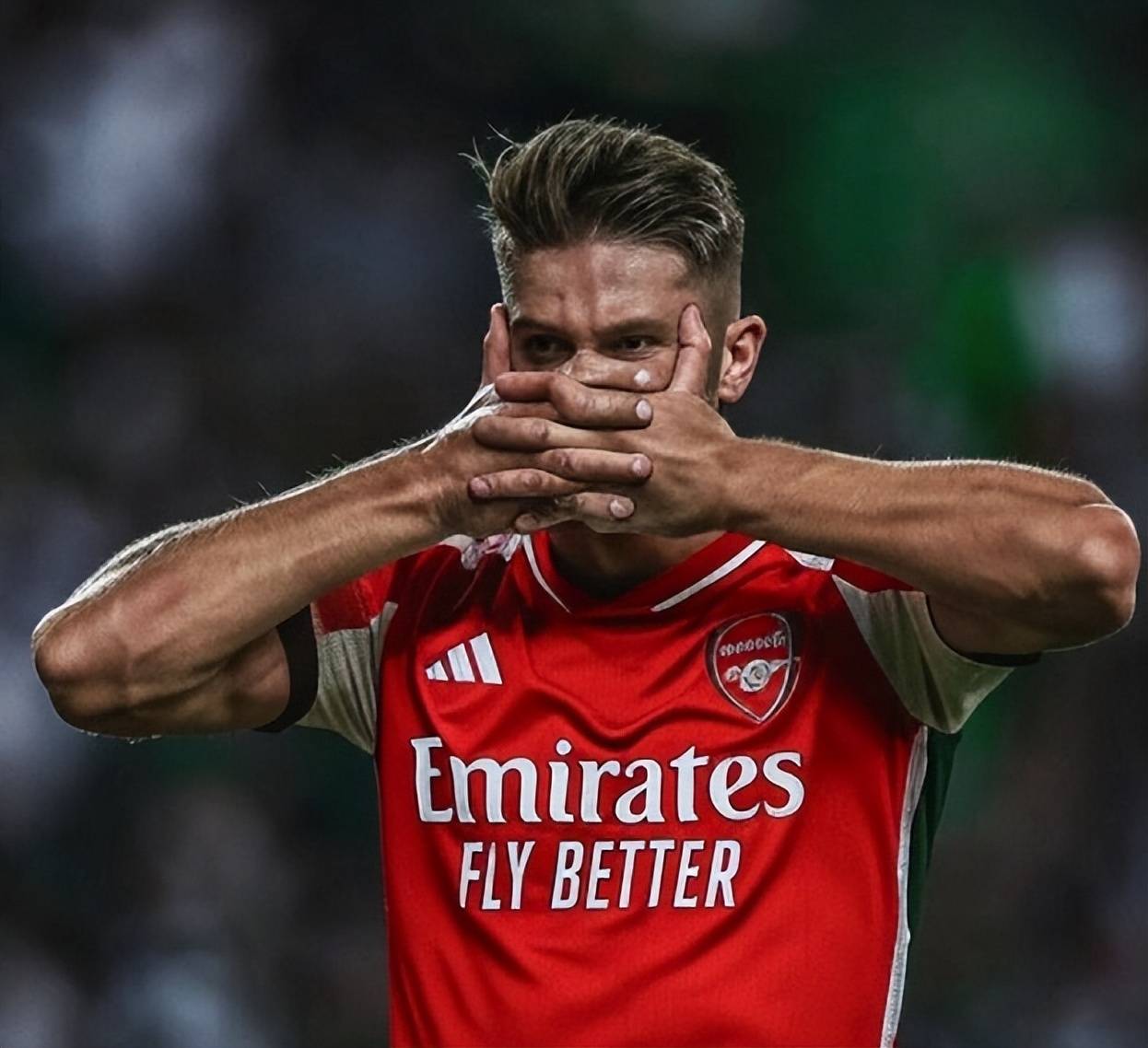 决心！约克雷斯拒绝曼联沙特，只想去阿森纳，不惜与葡体对簿公堂