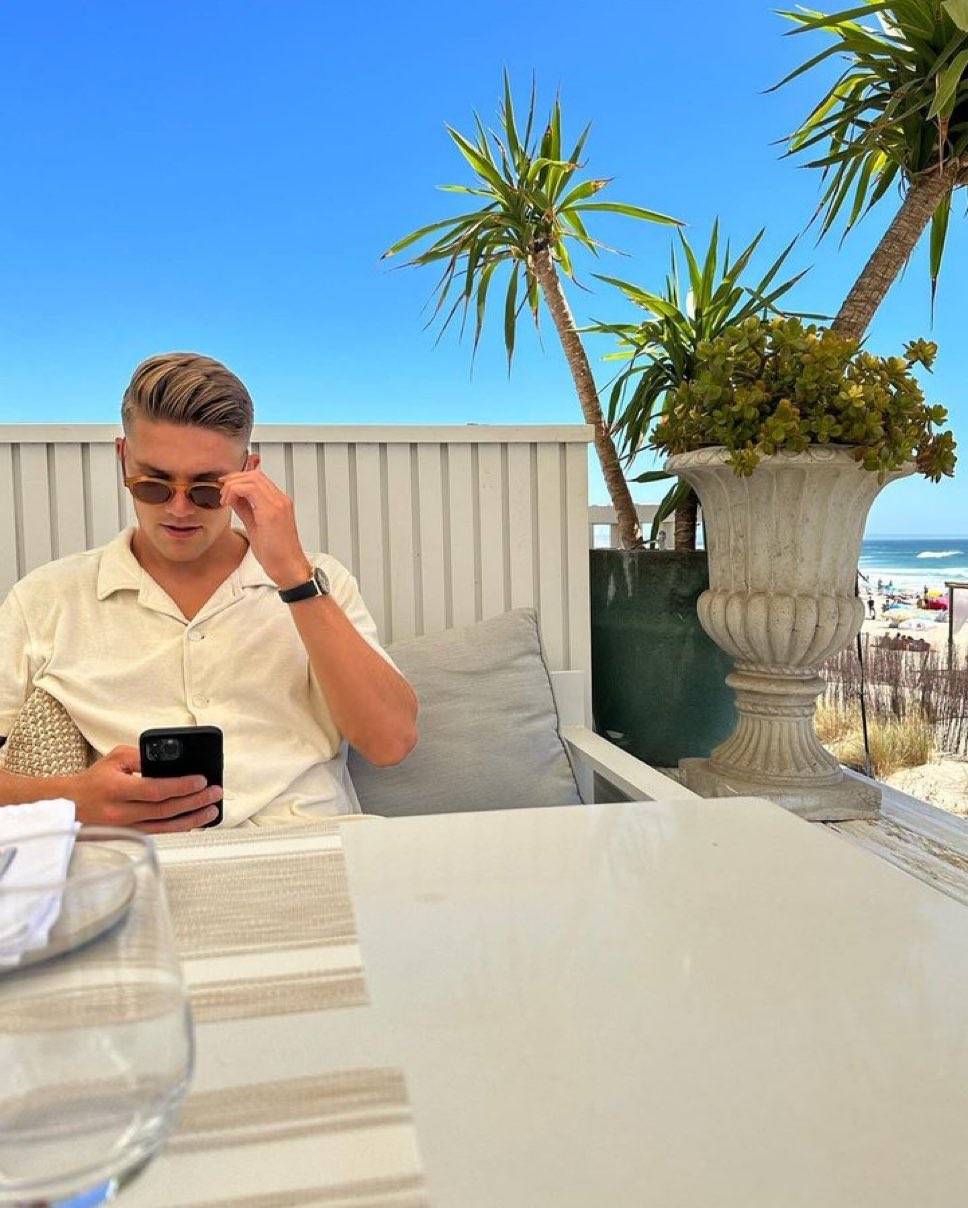 曼联官宣再出租一小妖！曼联谢绝报价哲凯赖什邀请，不替葡体抬价