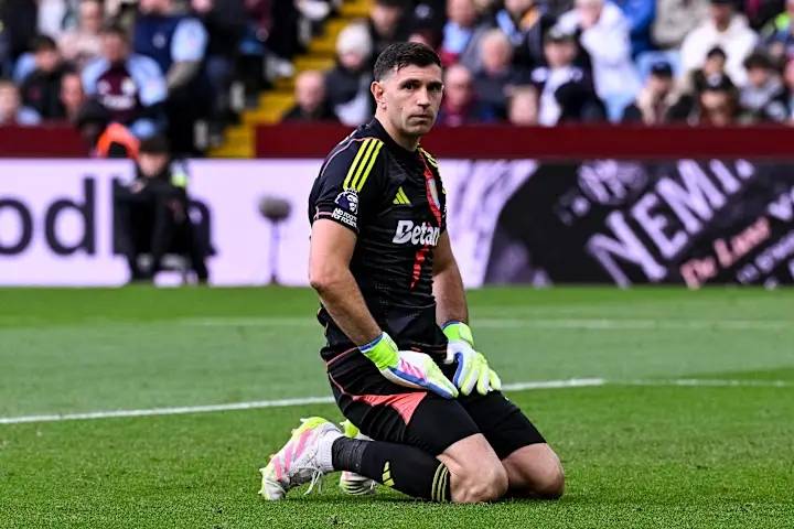 开云体育-曼联提议临时租借大马丁，阿斯顿维拉好似听笑话，直呼难以置信