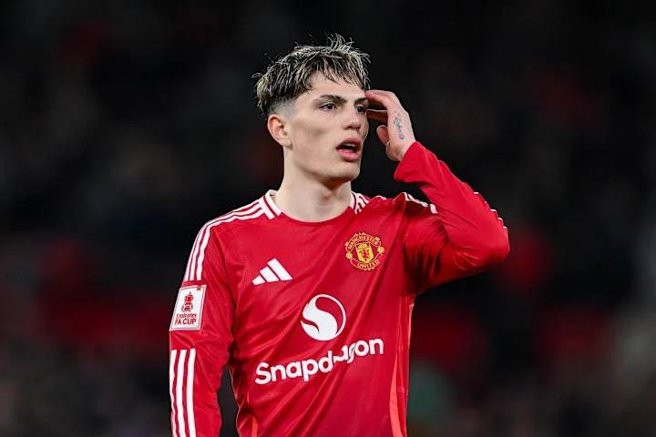 加纳乔离队在即,英超多队虎视眈眈,阿斯顿维拉成潜在下家