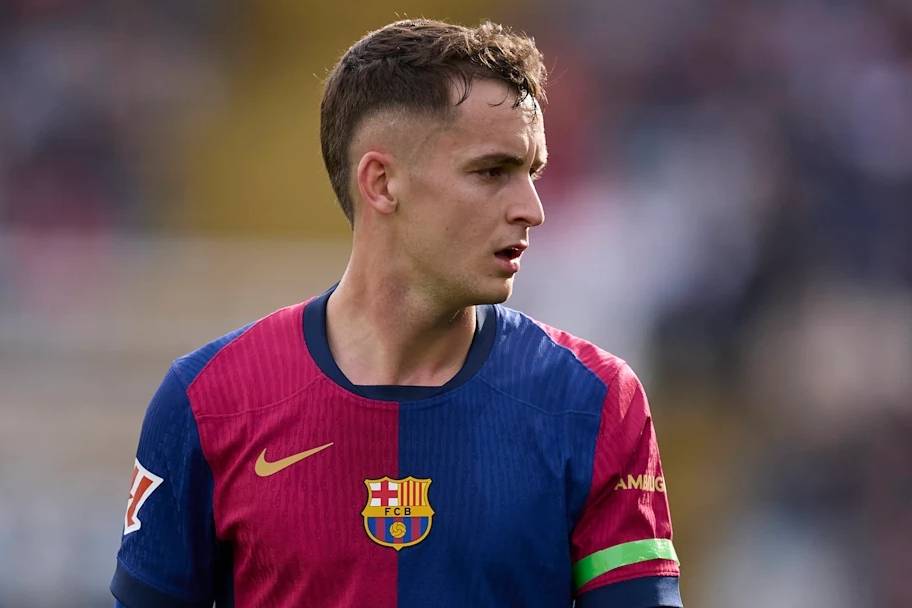 开云体育-巴塞罗那将出售年轻中场，解决拉什福德注册难题