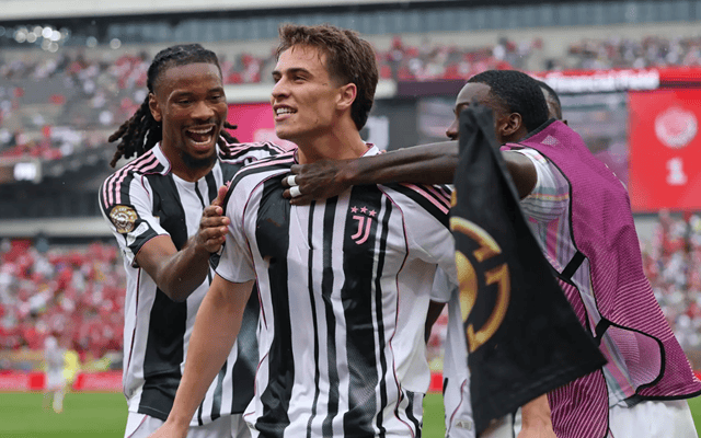 世俱杯：尤文图斯vs曼城，小组头名之争