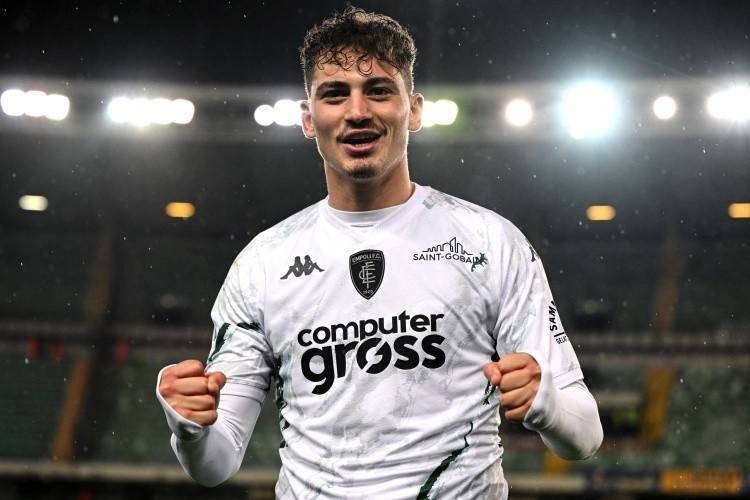 开云体育官网-佩杜拉：佛罗伦萨有意引进国米前锋S-埃斯波西托