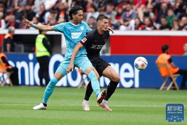 足球丨德甲：勒沃库森不敌霍芬海姆