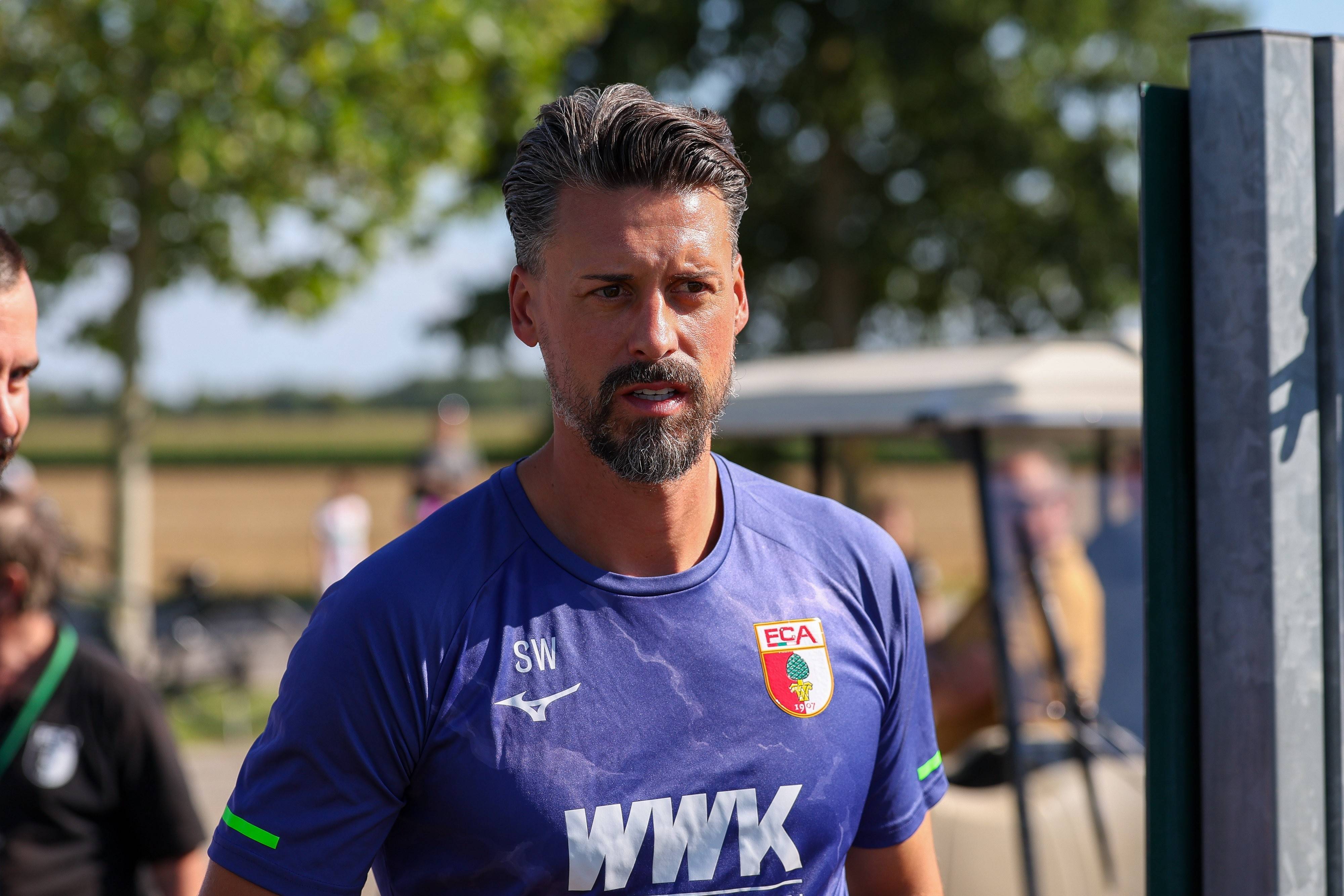 开云体育app-瓦格纳谈执教奥格斯堡：目标每场比赛精疲力竭 球迷必须感到满意