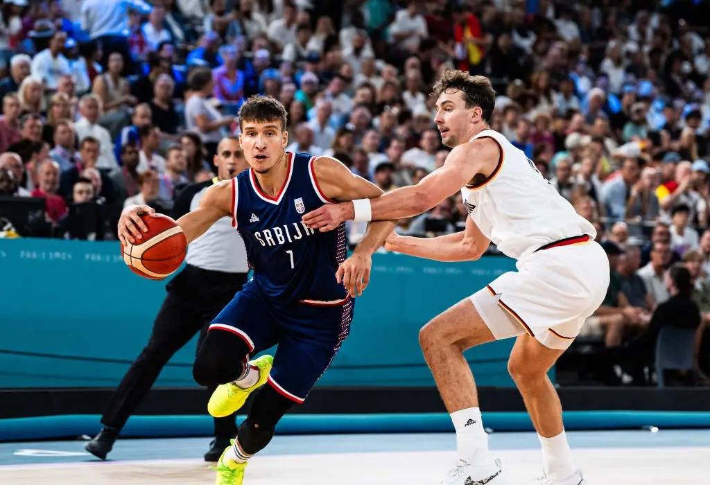 开云体育平台-再见霍乐迪！火箭、灰熊、快船酝酿三方交易，1米85后卫空降休斯顿