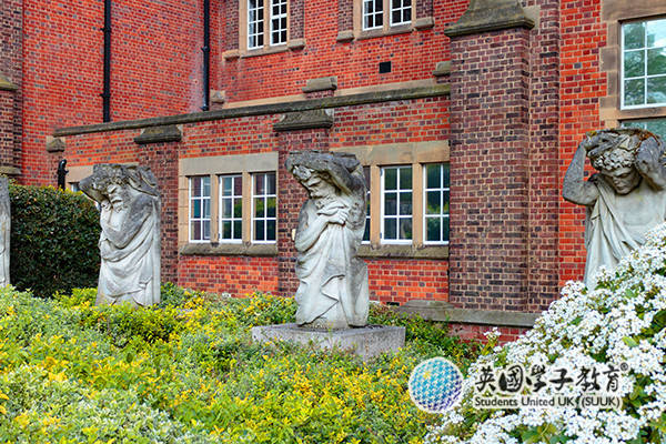 开云体育-5000镑奖学金来袭！南安普顿大学2026硕士申请别错过